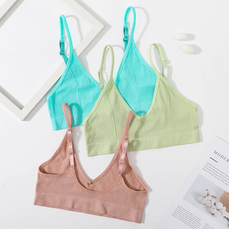 Biustonosz z dekoltem V — Basia
