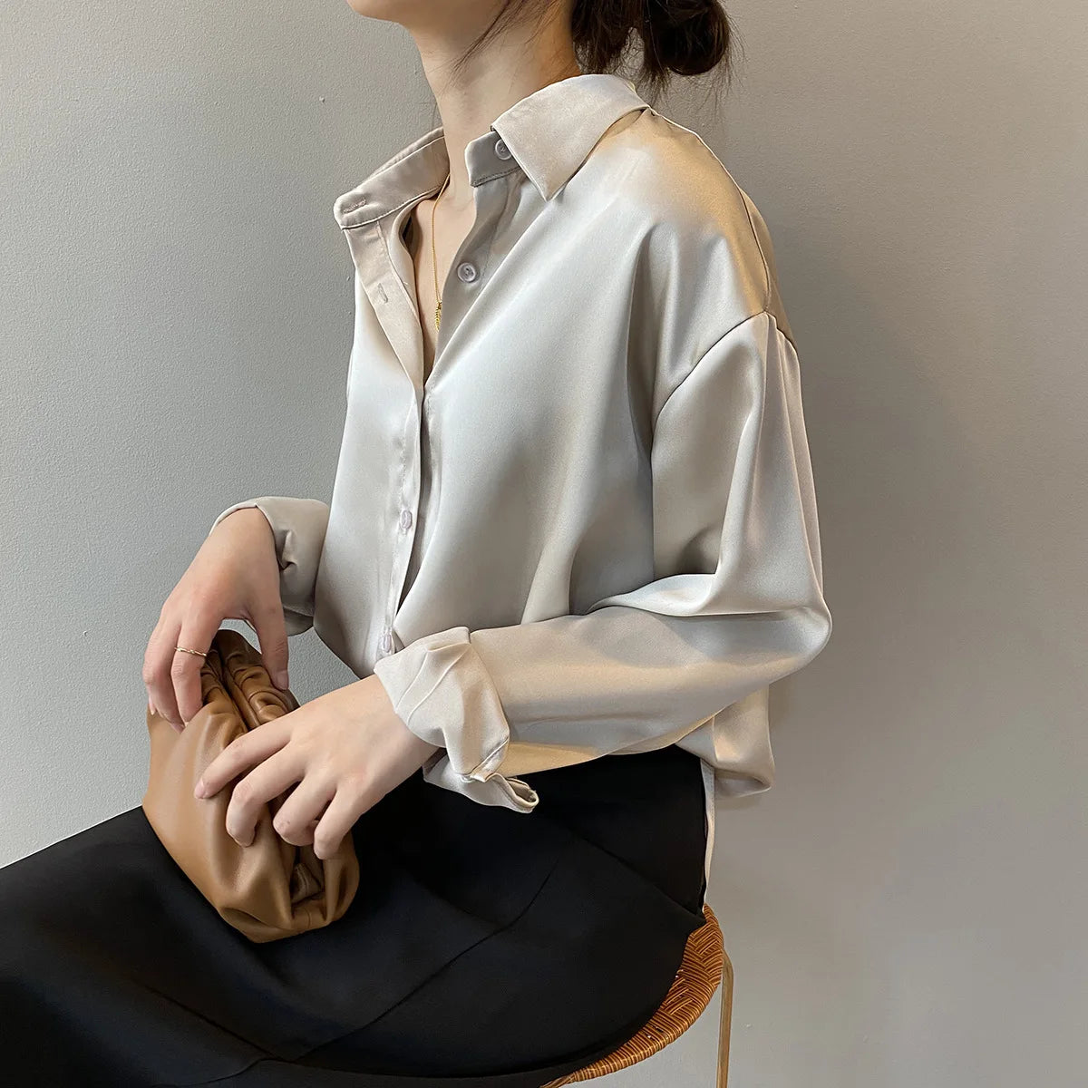 Bluzka satynowa oversize — Basia