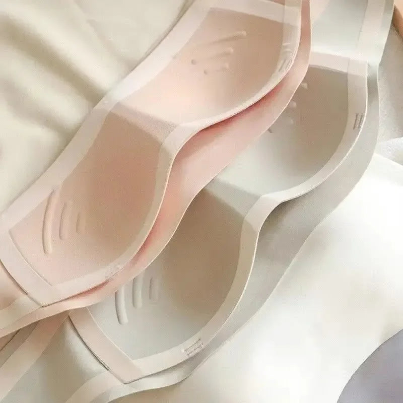 Biustonosz z delikatnej tkaniny — Rosa
