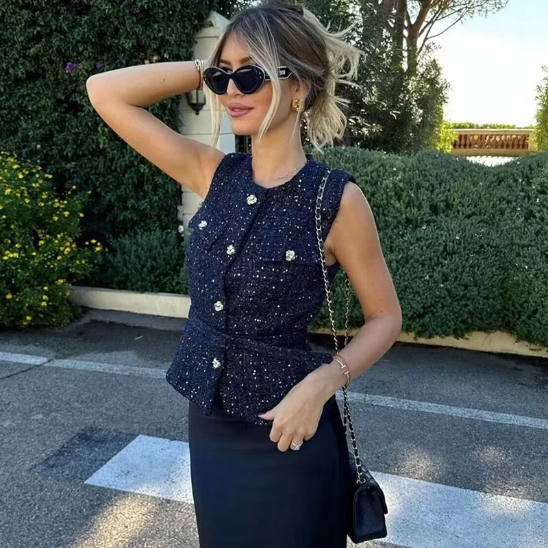 Kamizelka dopasowana elegancka — Sara