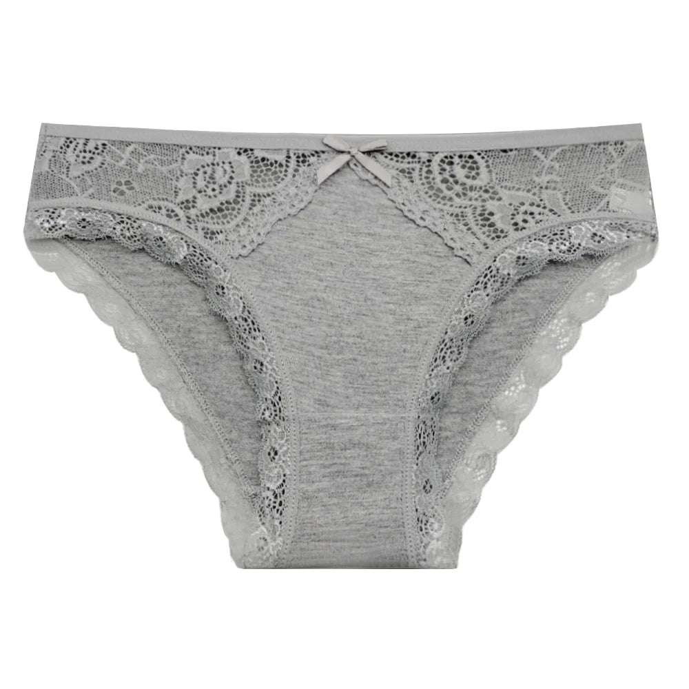 Komplet z koronką — Alma