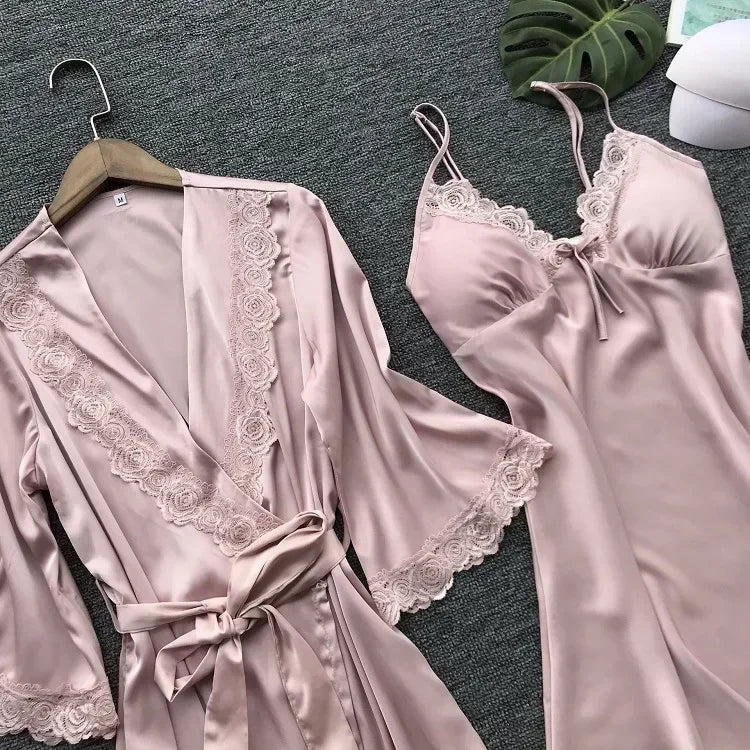 Komplet satynowa z koronką — Rosa