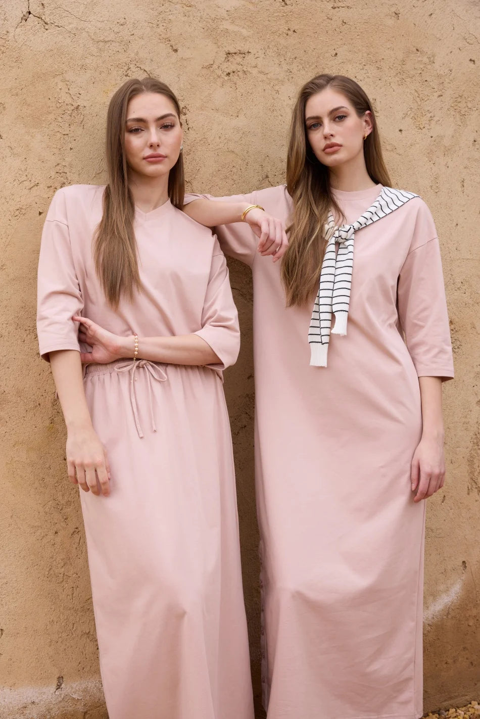 Sukienka maxi oversize z rękawem 3/4